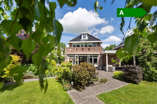 Unique detached villa in a highly sought-after location